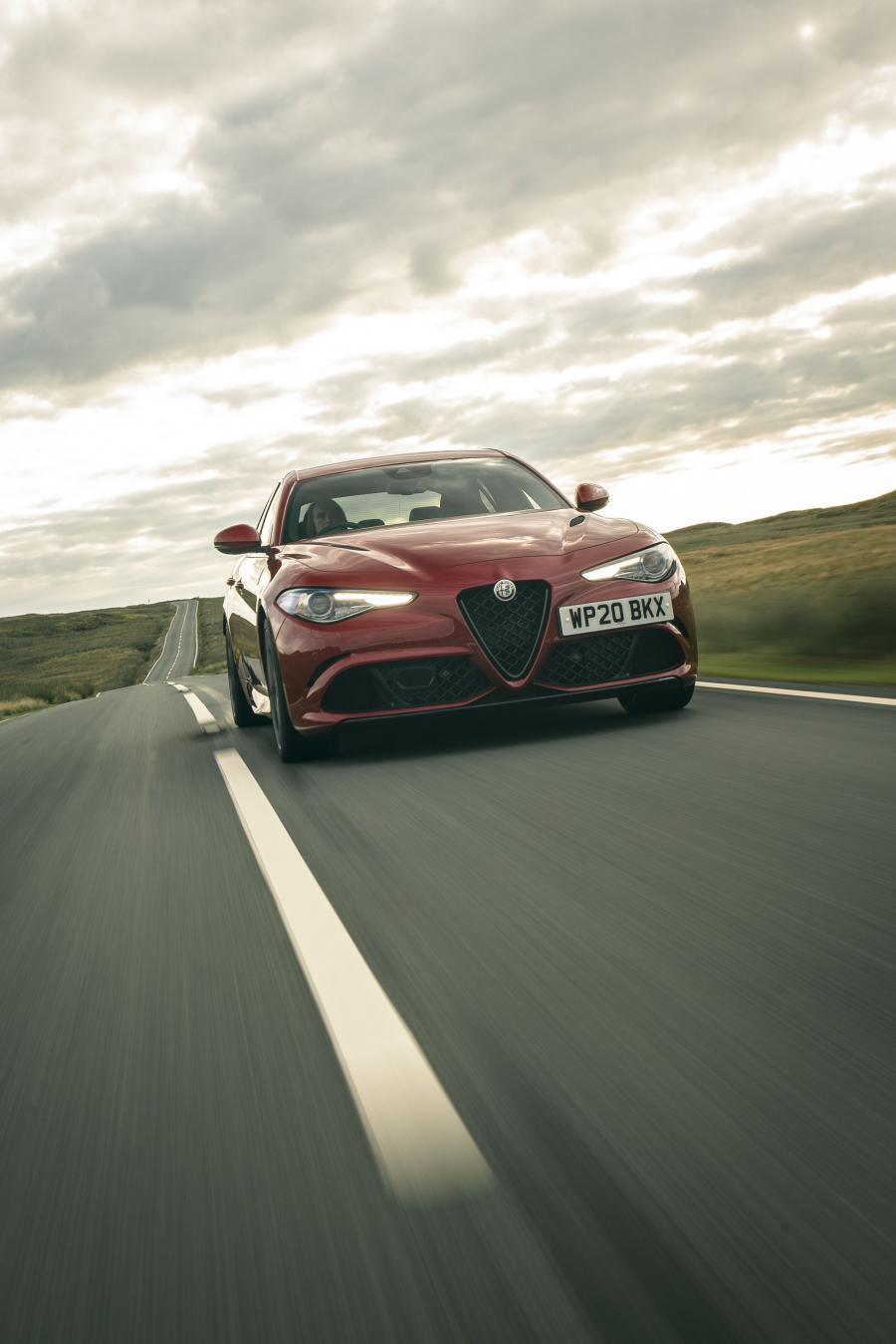  Alfa Romeo Giulia Quadrifoglio (952) 2020 года  (UK) (фото 28 из 34)